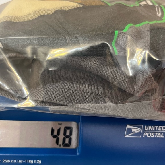 GWP Sport Kids I DRIVE MY FAMILY NUTS Graphics Tee Gray Brown Boys Size L 10/12 - Picture 8 of 8